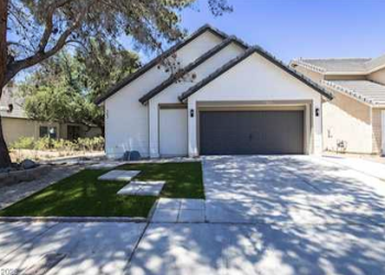 Outdoor Entertaining Made Easy in Summerlin’s One-Story Backyards